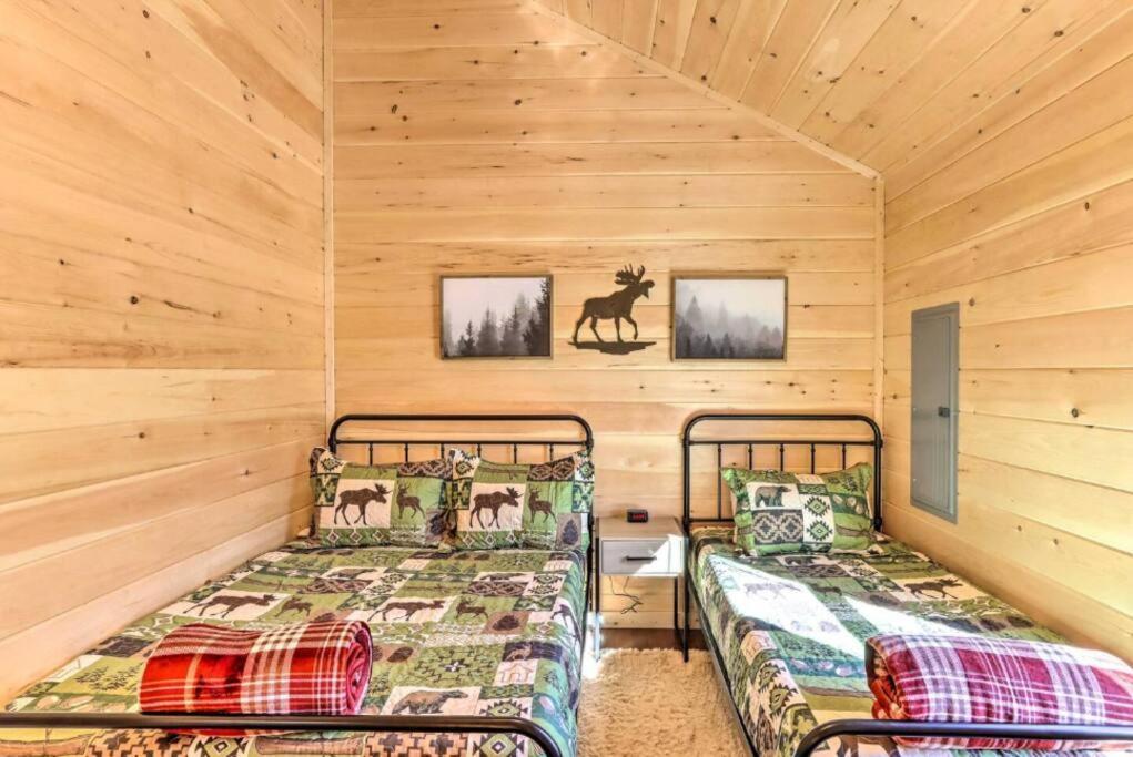 New Serene, Fun & Comfy Cabin- Covered Deck, Grill, Arcade Мерфи Экстерьер фото