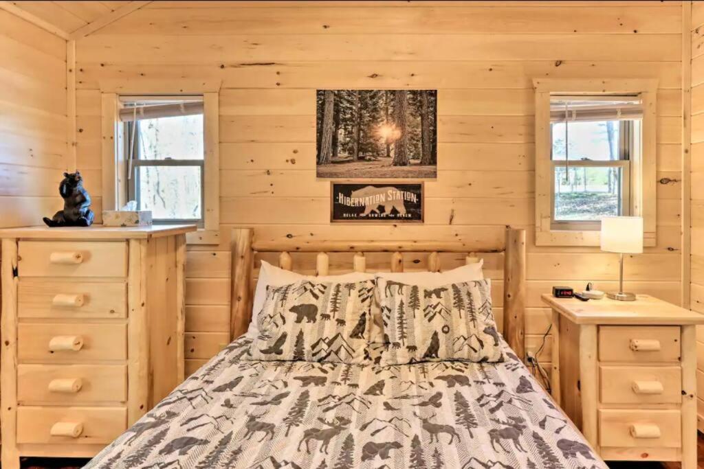 New Serene, Fun & Comfy Cabin- Covered Deck, Grill, Arcade Мерфи Экстерьер фото